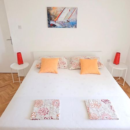 Apartments Marsela Tučepi Εξωτερικό φωτογραφία