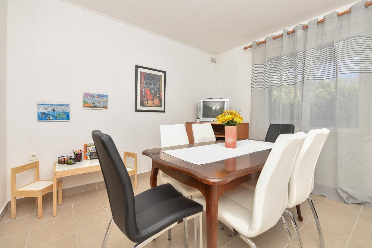Apartments Marsela Tučepi Εξωτερικό φωτογραφία